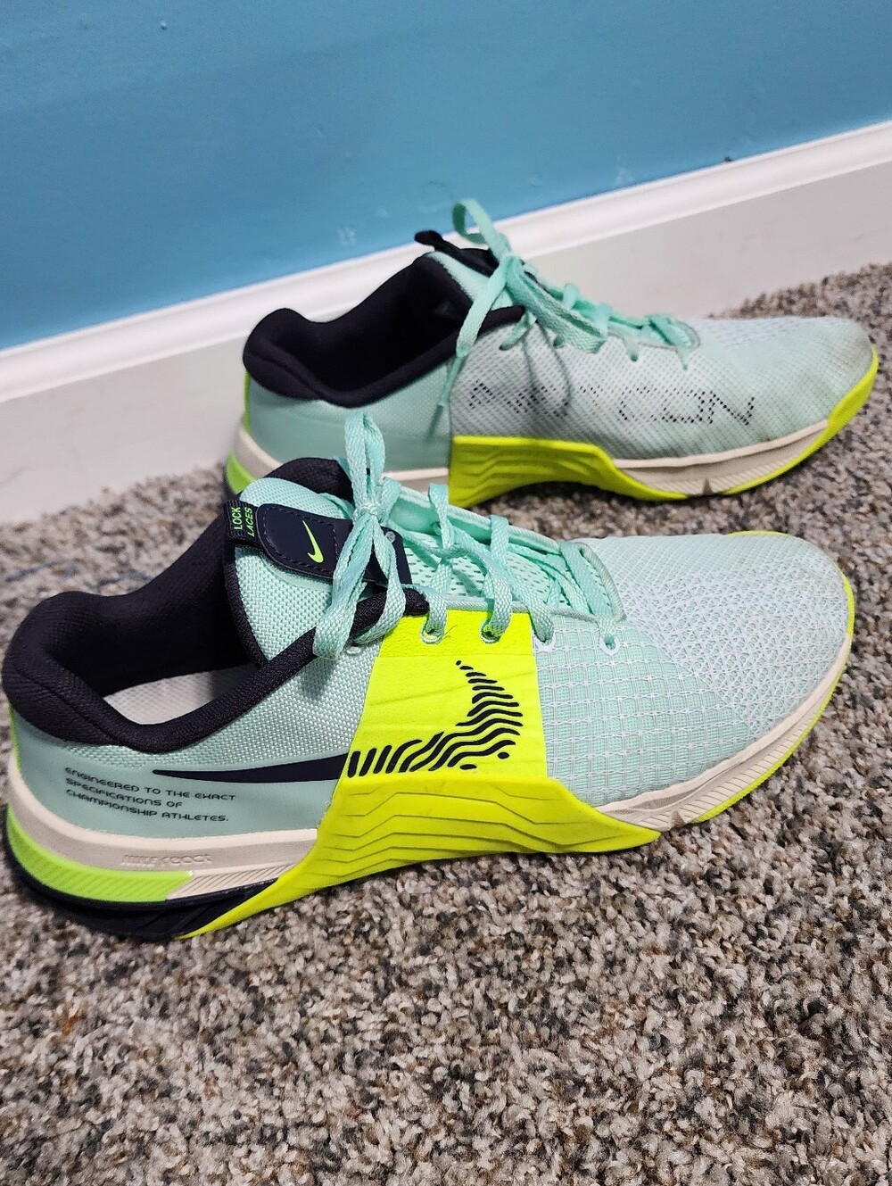 Nike Metcon 8 Mint Foam Volt Men's Size 10 Training Shoes DO9328-300